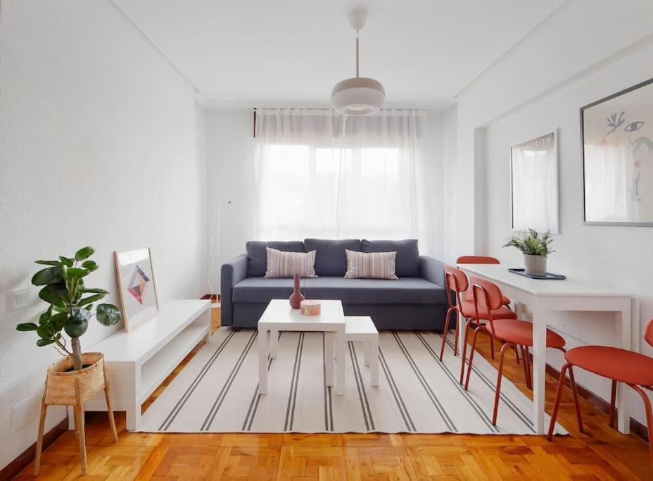 Apartamento Maura 2 Dormitorios 奥维耶多 外观 照片