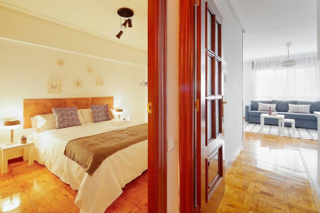 Apartamento Maura 2 Dormitorios 奥维耶多 外观 照片